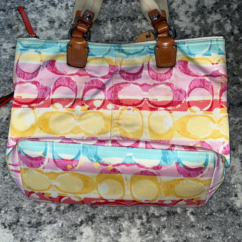 Coach bag - Used - summer colors! - Picture 4 of 5